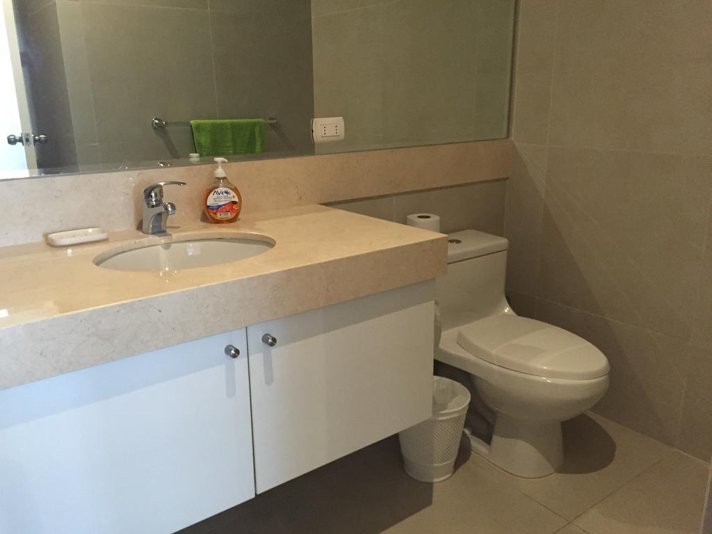 Terrazas Apartments Miraflores ليما الغرفة الصورة